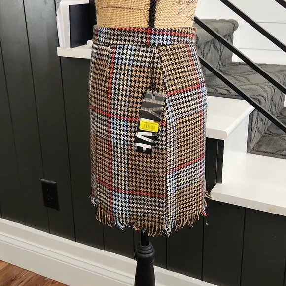 HYFVE Plaid Fringe Hem Mini Skirt - Picture 3 of 8